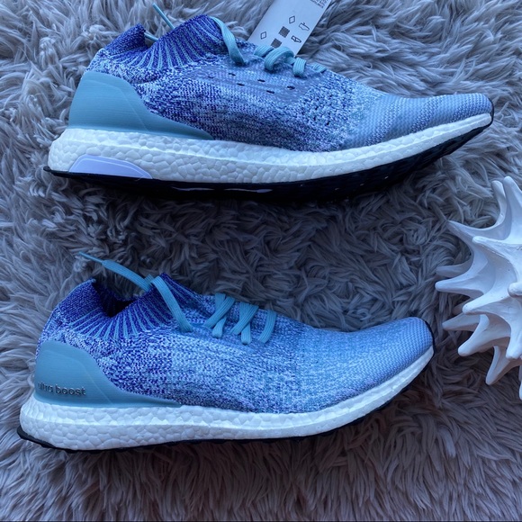 **SOLD** Adidas UltraBoost Uncaged - Picture 8 of 12